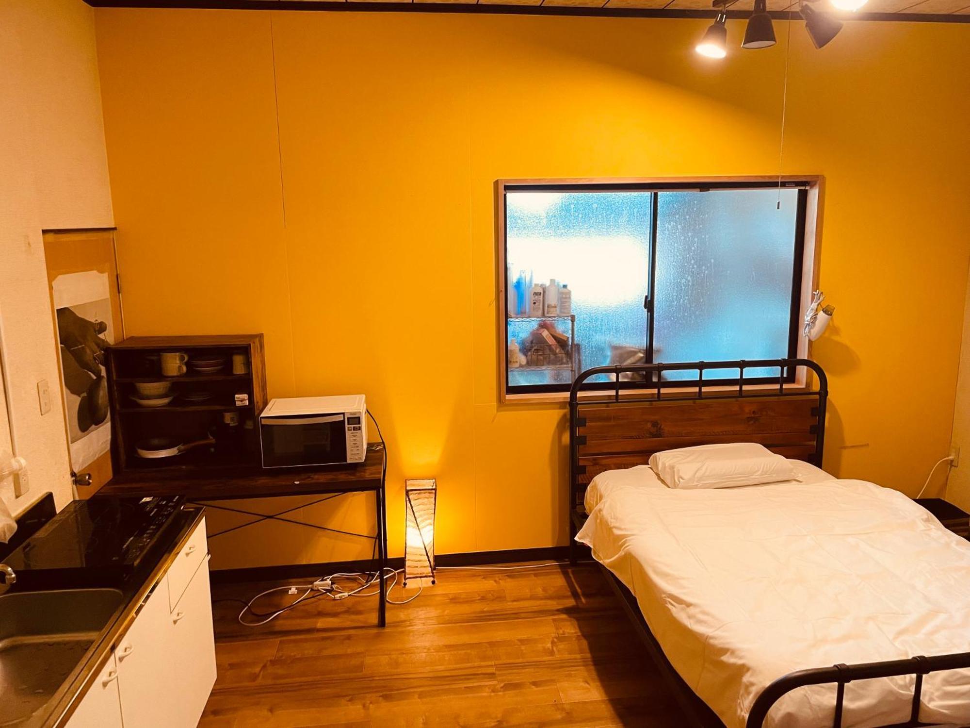 Bakushuku Den Guest House Brew Matsuyama  Eksteriør billede