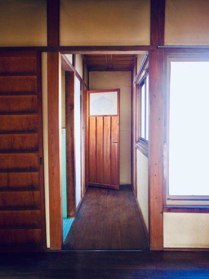 Bakushuku Den Guest House Brew Matsuyama  Eksteriør billede